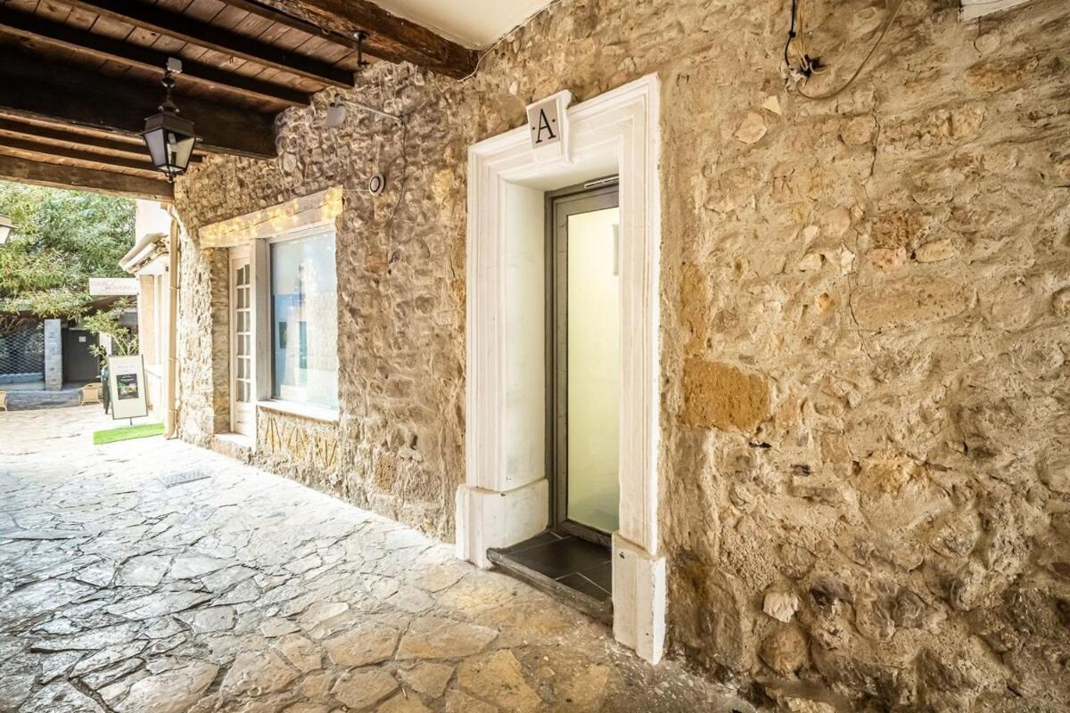 Le Caladoc ~ Centre-Ville ~ Vue ناربون المظهر الخارجي الصورة